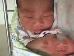 广州供卵宝宝的降临让年过花甲的吕先生宛如新生