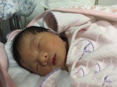 年轻时追求丁克年龄大了选择来广州代妈助孕抱得宝宝